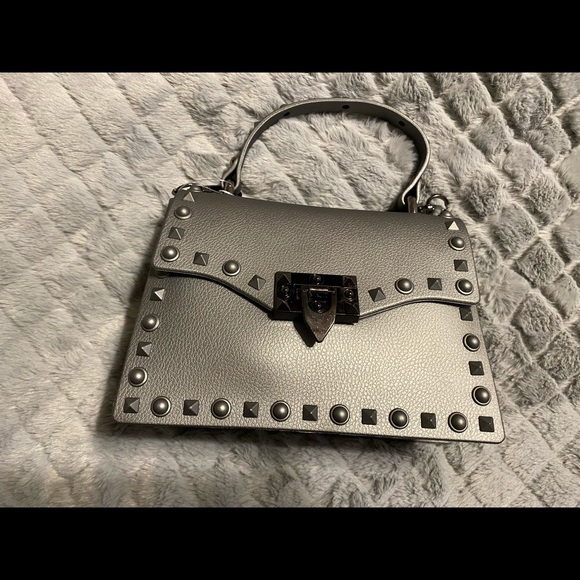Beautiful handbag brand new with tags. - Picture 3 of 4